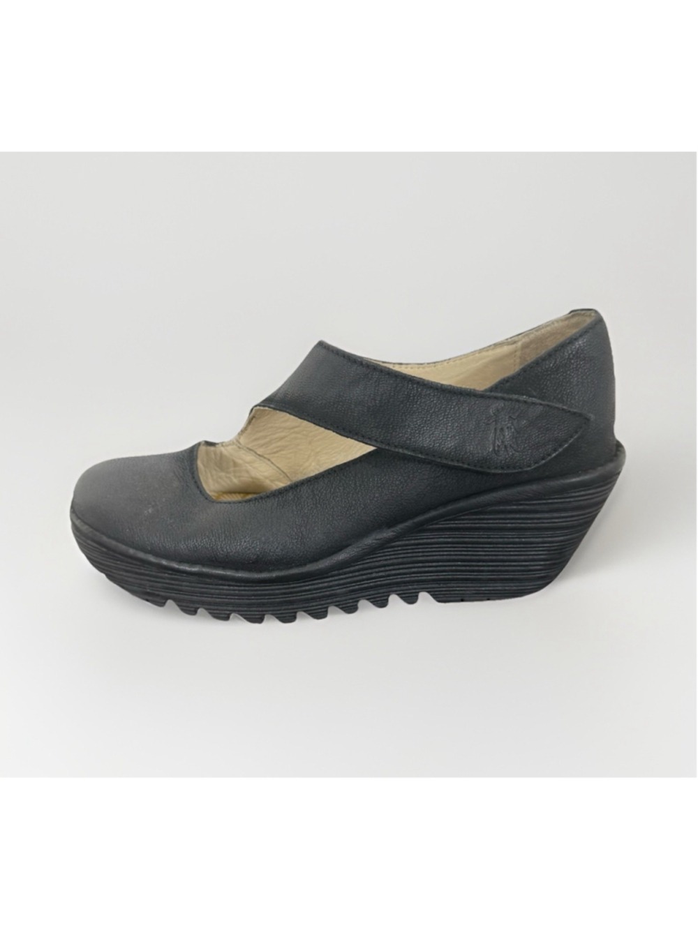 Fly London Yasi Wedge Pump Shoes Womens 37/6.5-7 Mary Jane Black Leather Boho